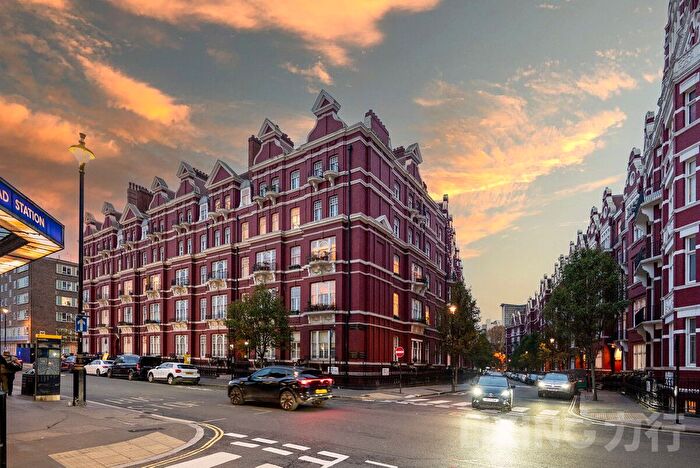 4 Bedroom Flat For Sale In Cabbell Street, Marylebone, NW1