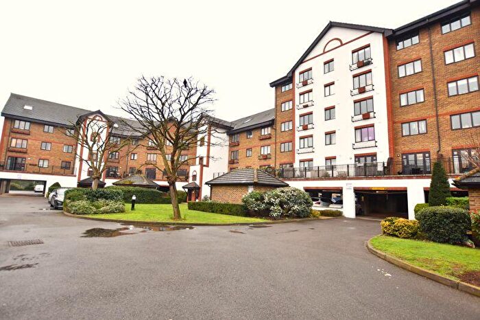 1 Bedroom Flat To Rent In Sopwith Way, Kingston Upon Thames, KT2