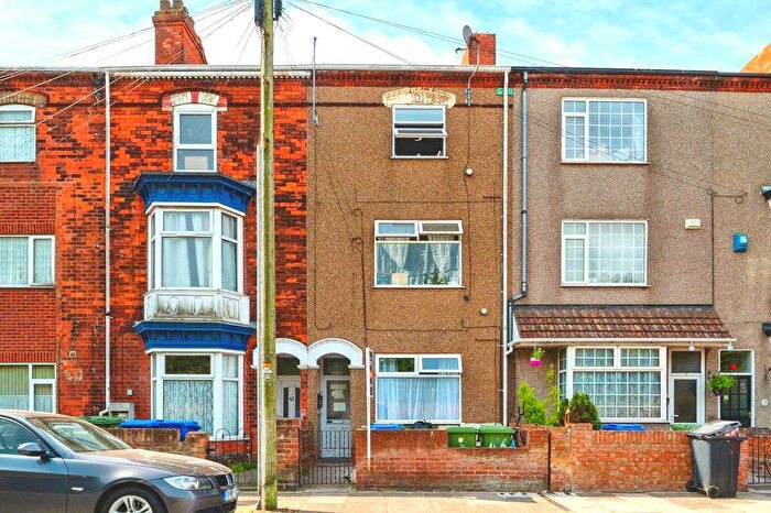 3 Bedroom Terraced House For Sale In Harrington Street, Cleethorpes, DN35
