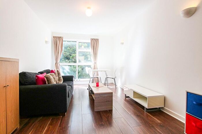1 Bedroom Flat To Rent In Jesmond Park Court, Heaton, NE7