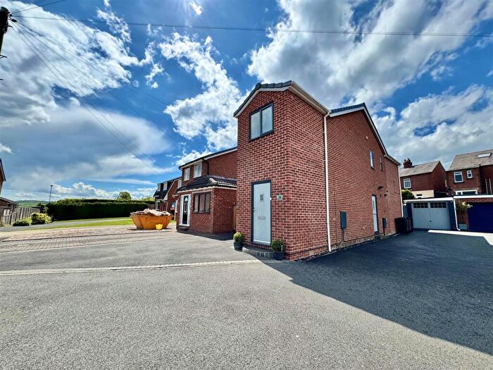 3 Bedroom Detached House For Sale In Montrose Avenue, Darton, Barnsley, S75
