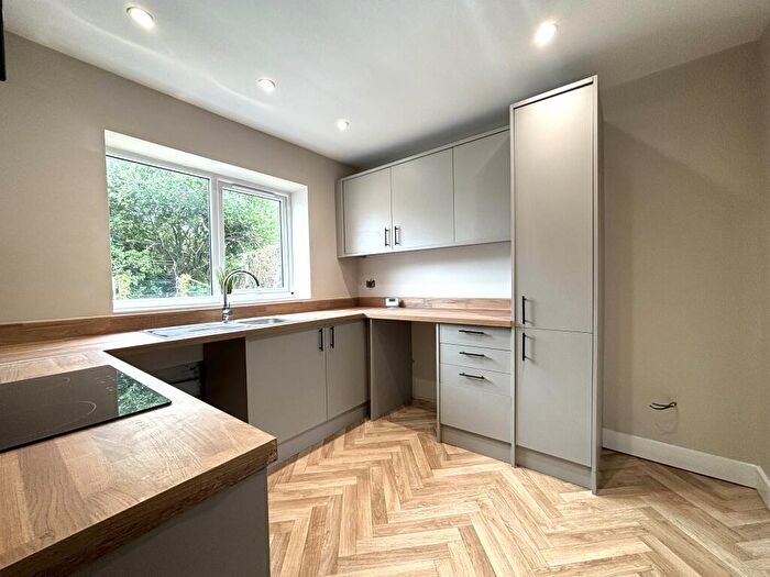 3 Bedroom House To Rent In Coney Green Drive, Longbridge, B31