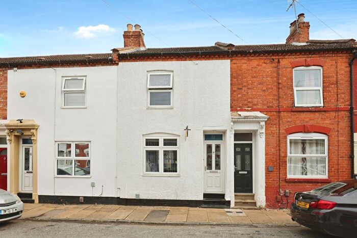 2 Bedroom Terraced House For Sale In Cranstoun Street, Northampton, NN1