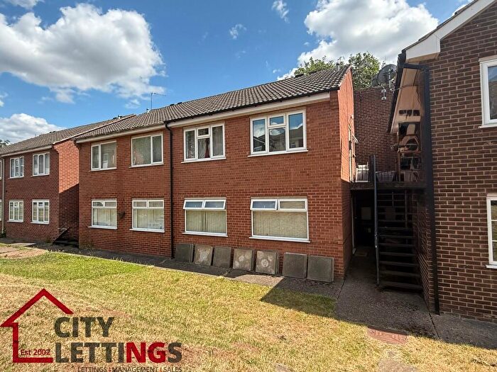 2 Bedroom Maisonette To Rent In Gamston Lodge, Whimsey Park, NG4