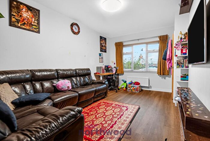 2 Bedroom Terraced House To Rent In Wallingford Way, Maidenhead, SL6