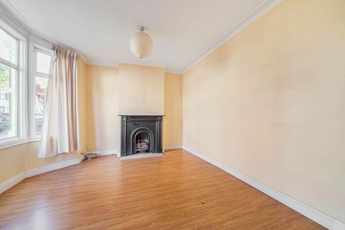 2 Bedroom Terraced House To Rent In Woodend Road, Walthamstow, London, E17