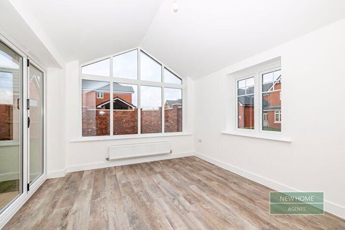 4 Bedroom Detached House For Sale In Teasel Green, Eggborough, Selby, North Yorkshire, DN14