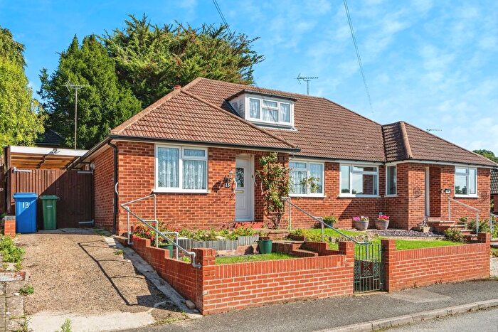 4 Bedroom Semi-Detached Bungalow For Sale In Rock Gardens, Aldershot, GU11