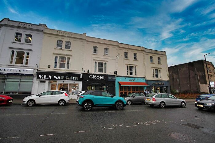 2 Bedroom Flat To Rent In Second Floor Flat, Whiteladies Road, Clifton, Bristol, BS8