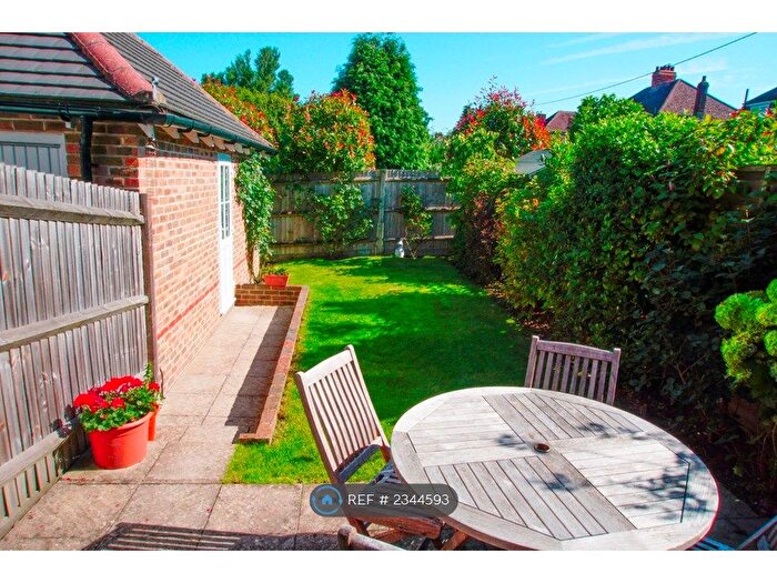 2 Bedroom Semi-Detached House To Rent In The Causeway, Petersfield, GU31