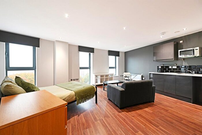 Studio To Rent In , West One Cube, City Centre, S1