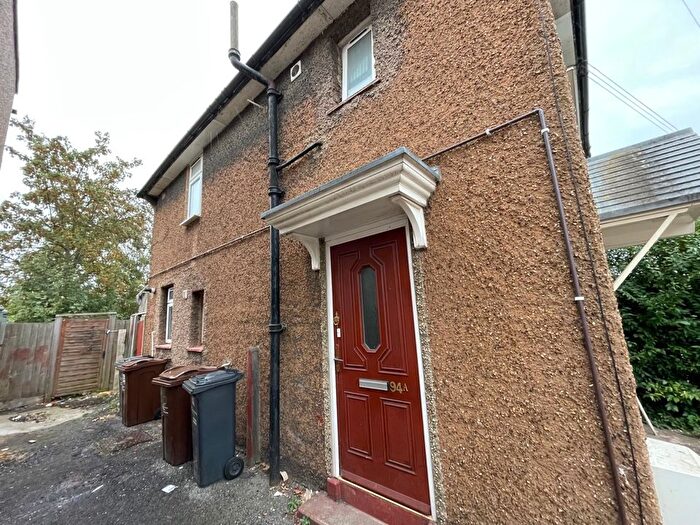 1 Bedroom Flat To Rent In Covers Holgate Road, Dagenham, RM10