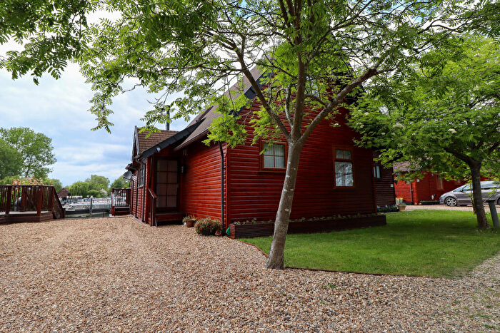 2 Bedroom Lodge For Sale In Watersmead, Mill Road, Buckden, St. Neots, Cambridgeshire, PE19