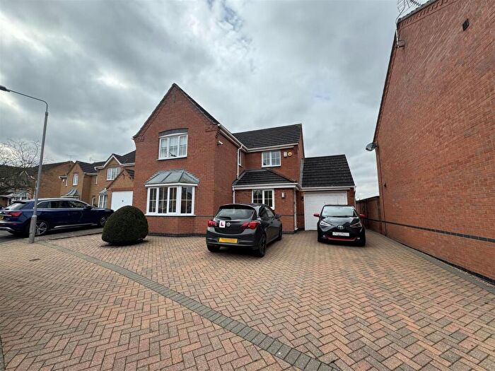 4 Bedroom Detached House For Sale In Ladylea Close, Worksop, S80