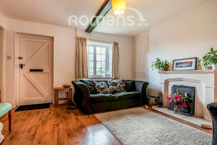 2 Bedroom Semi-Detached House To Rent In Thedden, Alton, GU34