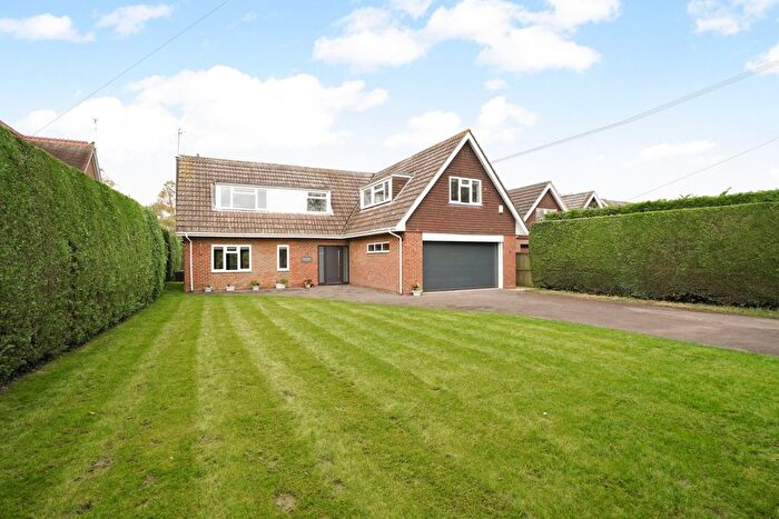 4 Bedroom Detached House For Sale In Old Mill Lane, Bray, Berkshire, SL6
