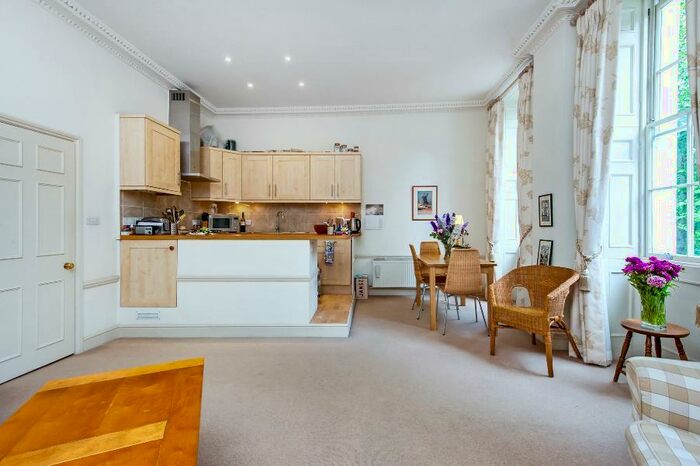 1 Bedroom Flat To Rent In West Square, SE11