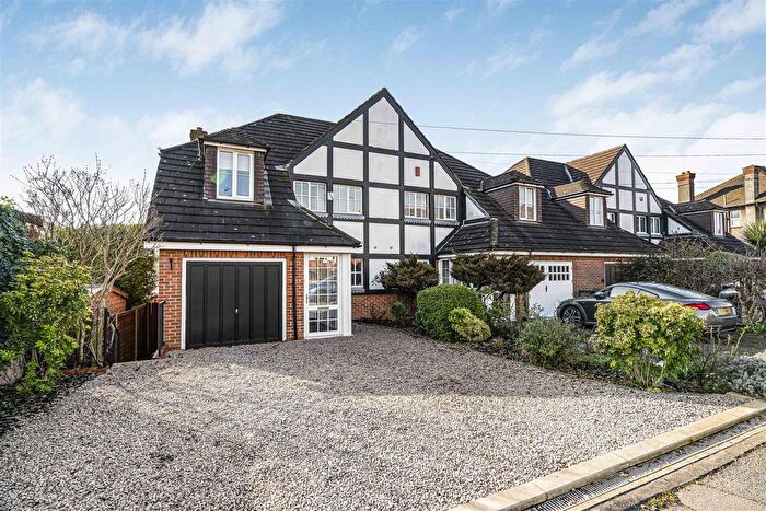 4 Bedroom Semi Detached House For Sale In Mount View Road, North Chingford, E4