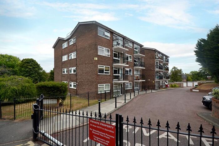 1 Bedroom Flat To Rent In Scotts Avenue Bromley, BR2