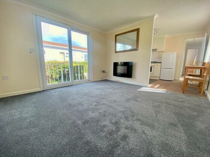 2 Bedroom Park Home For Sale In Moorhouse Lane, Hallen, Bristol, BS10