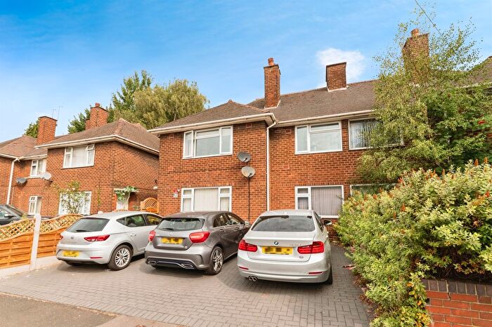 2 Bedroom Maisonette For Sale In Westwood Road, Birmingham, B6