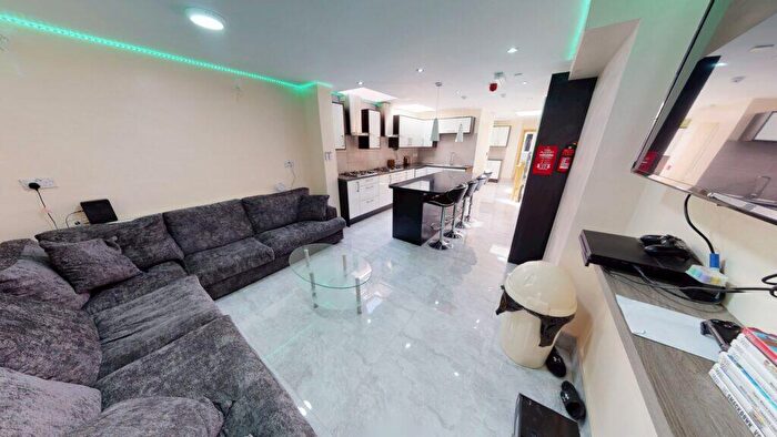 9 Bedroom House To Rent In Rookery Road, Selly Oak, B29