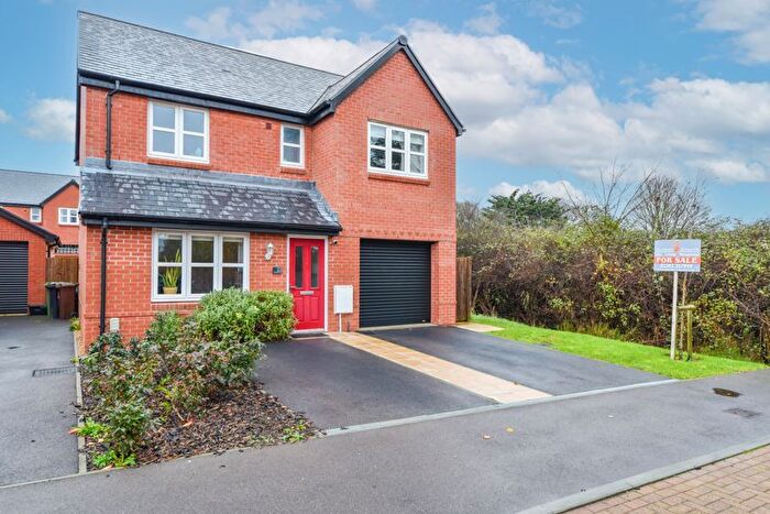 4 Bedroom Detached House For Sale In Carpenters Way, Denmead, Waterlooville, PO7