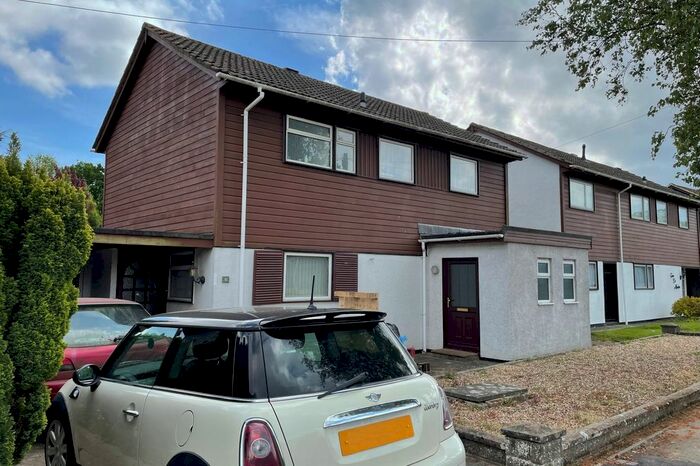 3 Bedroom Detached House To Rent In Northgate, Crawley, RH10