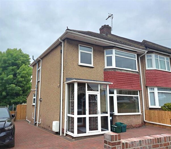 3 Bedroom End Of Terrace House To Rent In Hill Street, Kingswood, Bristol, BS15