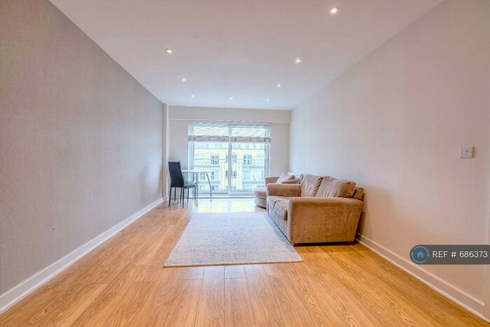 1 Bedroom Flat To Rent In Heritage Avenue, London, NW9