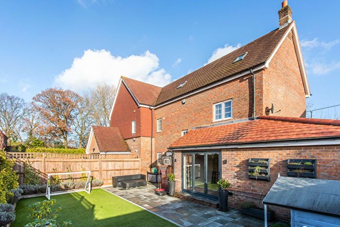 5 Bedroom Semi-detached House For Sale In Reed Close, Hassocks, BN6