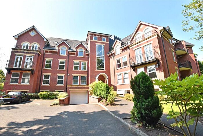 3 Bedroom Apartment For Sale In Spath Road, Didsbury, M20