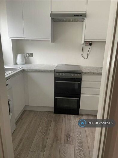1 Bedroom Flat To Rent In Freeland Court, Sidcup, DA15