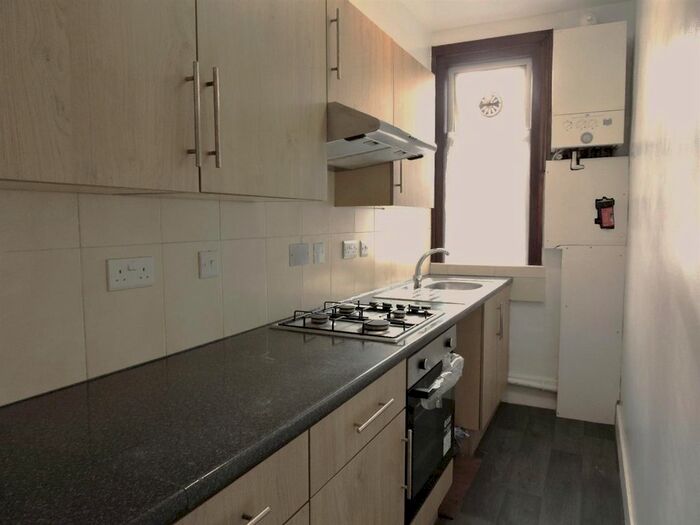 2 Bedroom Flat To Rent In St. Ann's Road, London, N15
