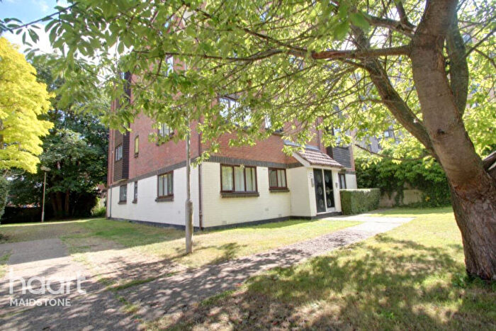 Studio To Rent In Springvale, Kent, ME16