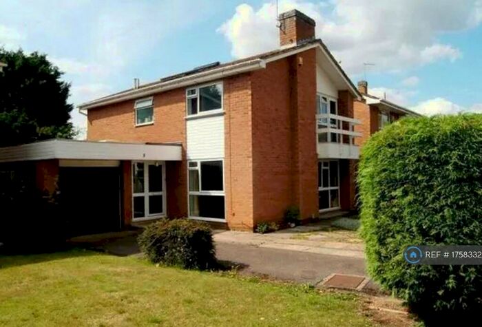 4 Bedroom Detached House To Rent In Godfrey Close, Abingdon, OX14
