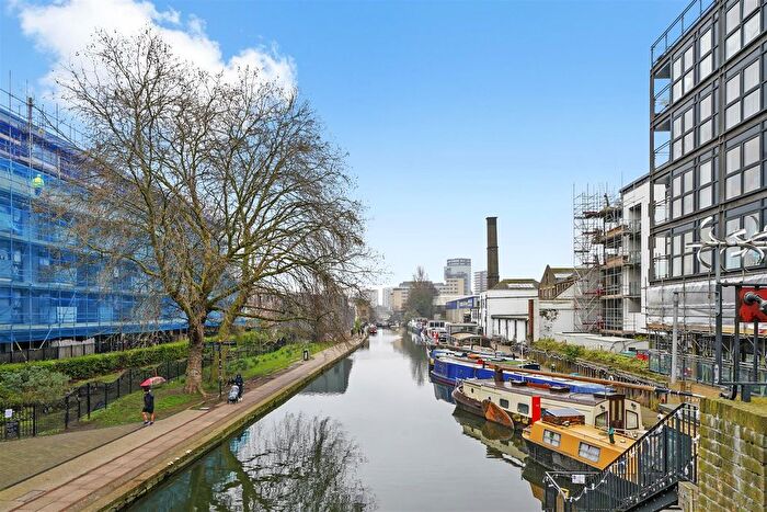 1 Bedroom Flat To Rent In Canalside Square, Angel, N1