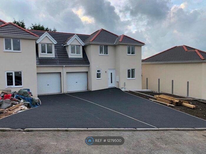 4 Bedroom Semi-Detached House To Rent In Alltiago Road, Pontarddulais SA4