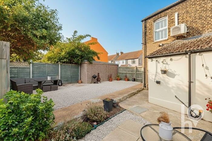 2 Bedroom End Of Terrace House For Sale In North Road, Queenborough, ME11