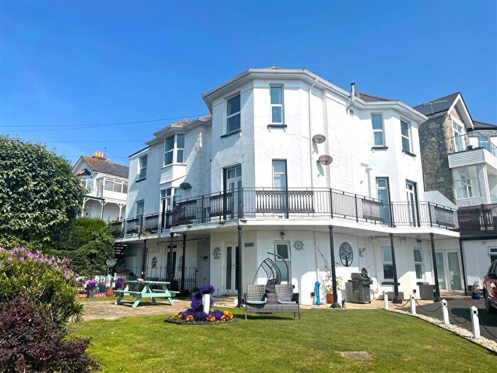 2 Bedroom Apartment For Sale In Osborne Road, Shanklin, PO37
