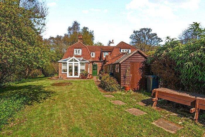 3 Bedroom Semi-Detached House For Sale In Wonersh Common, Wonersh, Guildford, Surrey, GU5
