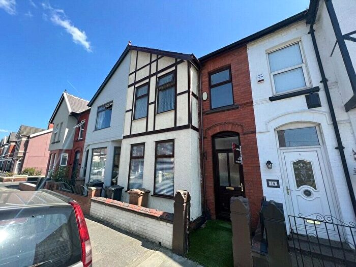 4 Bedroom Terraced House For Sale In Handfield Road, Waterloo, Merseyside, L22