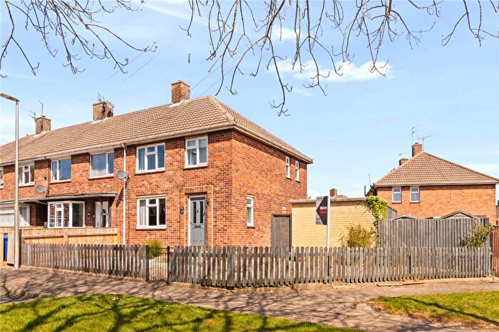 3 Bedroom End Of Terrace House For Sale In Edge Avenue, Scartho, N E Lincs, DN33