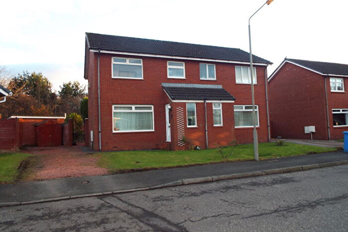 3 Bedroom House To Rent In Saughs Place, Robroyston, G33