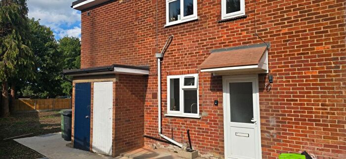 1 Bedroom Flat To Rent In Hill Rise, Scarning, NR19