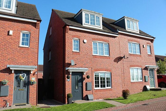 4 Bedroom Semi-Detached House For Sale In King Oswald Road, Epworth, DN9