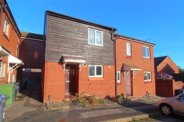 2 Bedroom Terraced House For Sale In Heather Shaw, Trowbridge, BA14