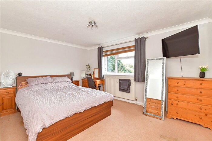 4 Bedroom Detached House For Sale In Marden Avenue, Chichester, West Sussex, PO19