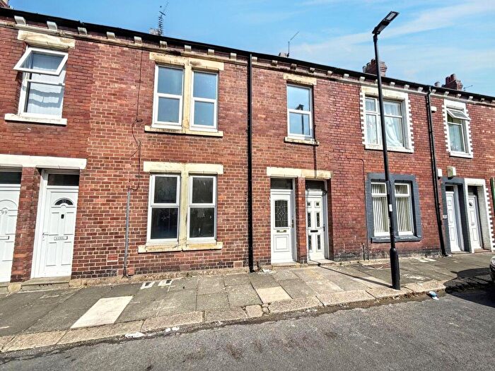 3 Bedroom Flat To Rent In Charlotte Street, Wallsend, Wallsend, Tyne And Wear, NE28