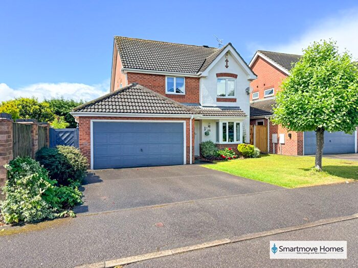 4 Bedroom Detached House For Sale In Blenheim Avenue, Swanwick, DE55